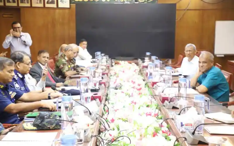 বাংলাদেশের বিভিন্ন কর্মকর্তার সাথে বৈঠক চলাকালে ছবি।. Channel i News - চ্যানেল আই নিউজ
