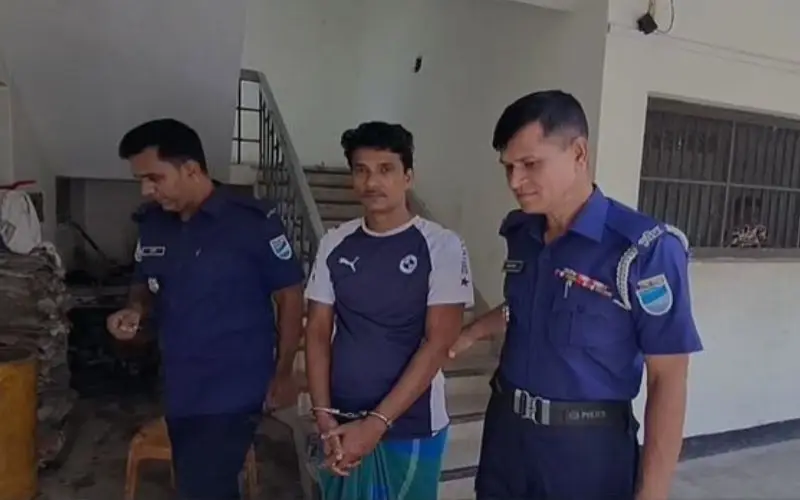 গাজীপুরে গ্রেপ্তার আসামি পুলিশের পাহারায়, পুলিশি অভিযান চলমান. Channel i News - চ্যানেল আই নিউজ