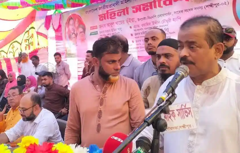 জামায়াতের নেতা বক্তৃতা দিচ্ছেন, উপস্থিতি ও কর্মীরা উপস্থিত. Channel i News - চ্যানেল আই নিউজ