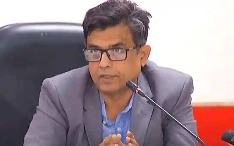বিশ্ব সভায় বাংলাদেশের উপদেষ্টা বক্তা, বৈশ্বিক সহযোগিতা ও গণতান্ত্রিক অঙ্গীকারের বার্তা. Channel i News - চ্যানেল আই নিউজ