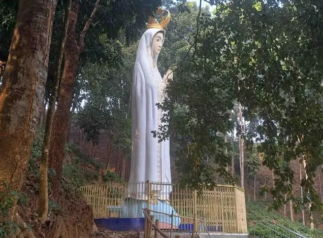 শেরপুরে একটি বিশাল মূর্তি, যা ধর্মীয় ও সাংস্কৃতিক গুরুত্ব বহন করে. Channel i News - চ্যানেল আই নিউজ