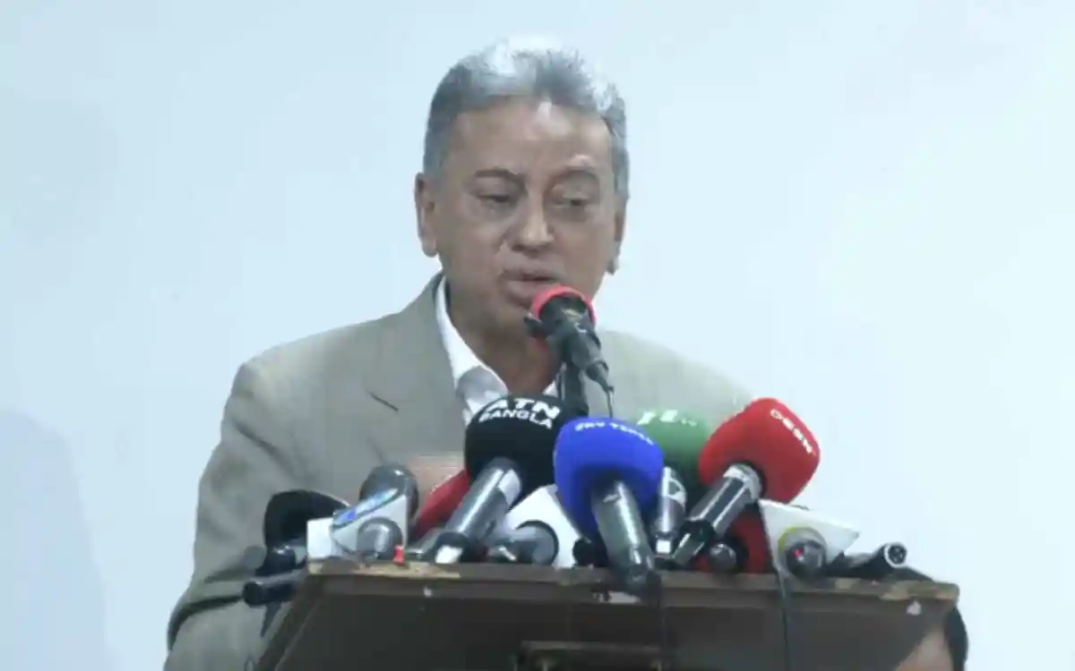 আমীর খসরু সংবাদ সম্মেলনে বক্তব্য দিচ্ছেন. Channel i News - চ্যানেল আই নিউজ
