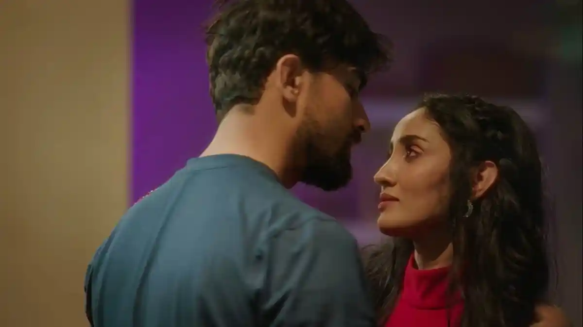 মিথিলা ও অন্য একজনের মধ্যে গভীর সংলাপ, নাটকীয় মুহূর্ত. Channel i News - চ্যানেল আই নিউজ