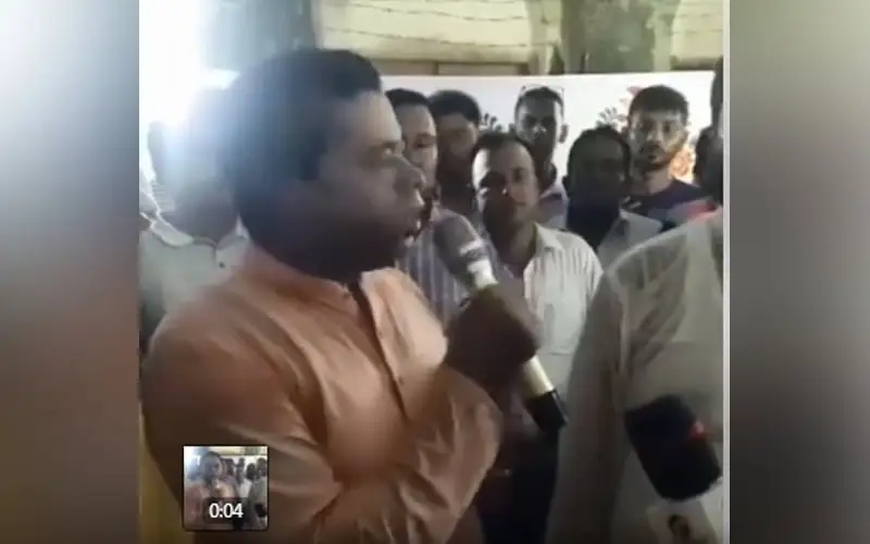 মাদারীপুর-১ আসনের কামাল জামান জনসভায় বক্তব্য দিচ্ছেন. Channel i News - চ্যানেল আই নিউজ