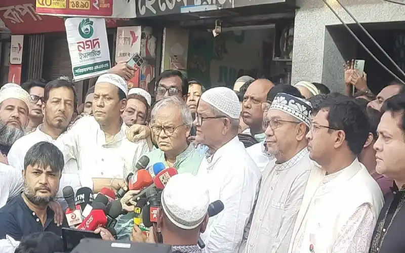 মির্জা ফখরুলের গণতান্ত্রিক যাত্রায় মবভায়োলেন্সের নিন্দা. Channel i News - চ্যানেল আই নিউজ