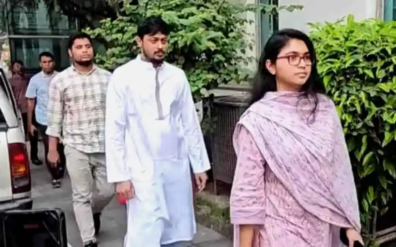 খালেদা জিয়ার অবস্থা নিয়ে তাসনিম জারা সংবাদ সংগ্রহে ব্যস্ত. Channel i News - চ্যানেল আই নিউজ