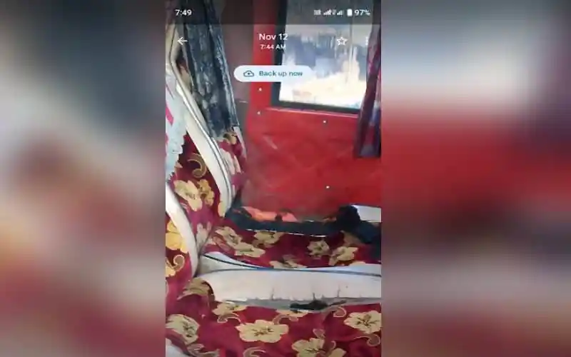 বাসের ভিতরে আগুনের ধোঁয়া ও ক্ষতিগ্রস্ত আসবাবপত্র. Channel i News - চ্যানেল আই নিউজ