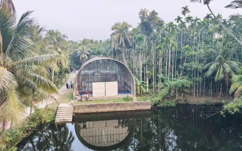 লক্ষ্মীপুরের টানেল মসজিদের নান্দনিক স্থাপত্য ও প্রাকৃতিক পরিবেশ. Channel i News - চ্যানেল আই নিউজ