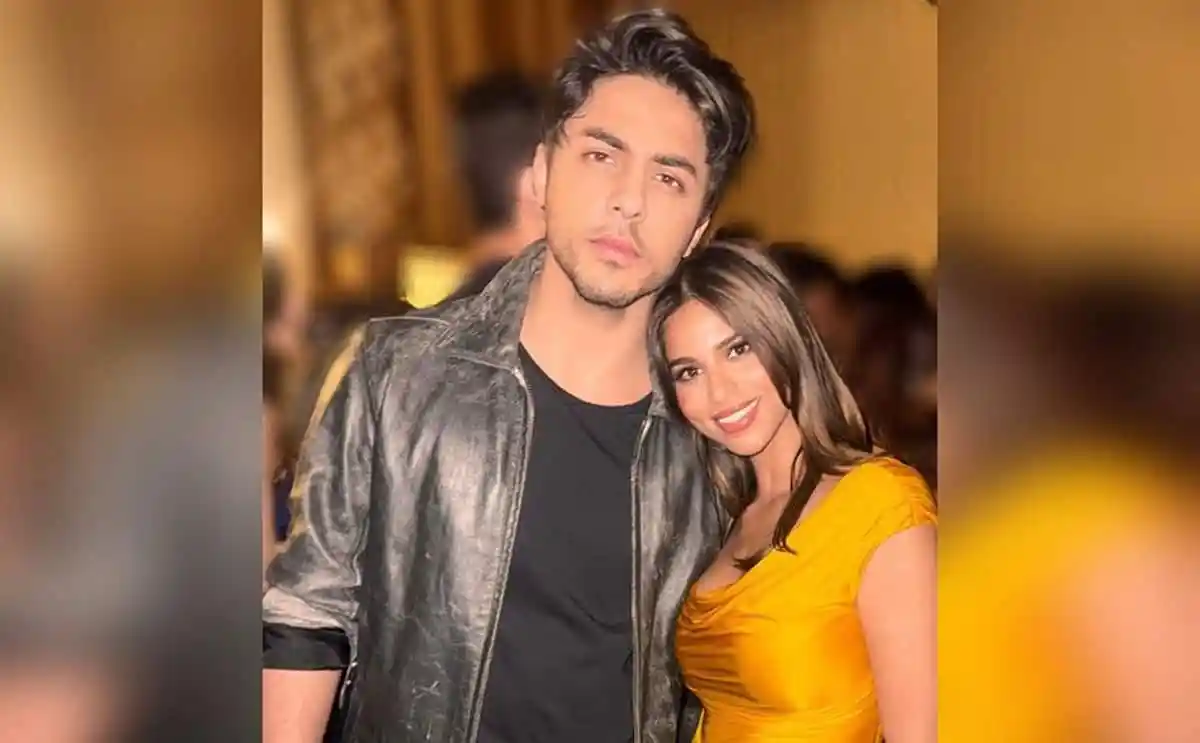 বড় ভাইয়ের জন্মদিনে সুহানা ও তার পরিবারের সদস্যরা. Channel i News - চ্যানেল আই নিউজ