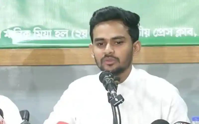 আসিফ মাহমুদ বক্তৃতা দিচ্ছেন, চ্যানেল আই অনলাইন সংবাদ. Channel i News - চ্যানেল আই নিউজ