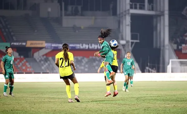 বাংলাদেশ নারী ফুটবল দল আন্তর্জাতিক ম্যাচে খেলছে. Channel i News - চ্যানেল আই নিউজ