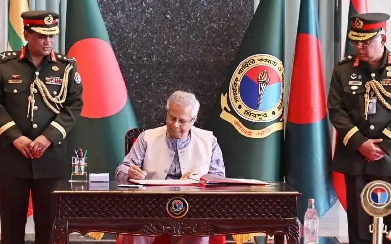 নির্বাচন অনুষ্ঠানে সেনা ও আইন শৃঙ্খলা বাহিনী উপস্থিত. Channel i News - চ্যানেল আই নিউজ