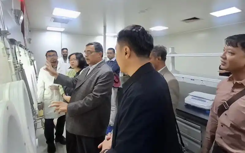 ইনসেপ্টা ফার্মাসিউটিক্যালসের ধামরাই প্ল্যান্ট পরিদর্শন করছে আসিয়ান কূটনীতিকরা. Channel i News - চ্যানেল আই নিউজ