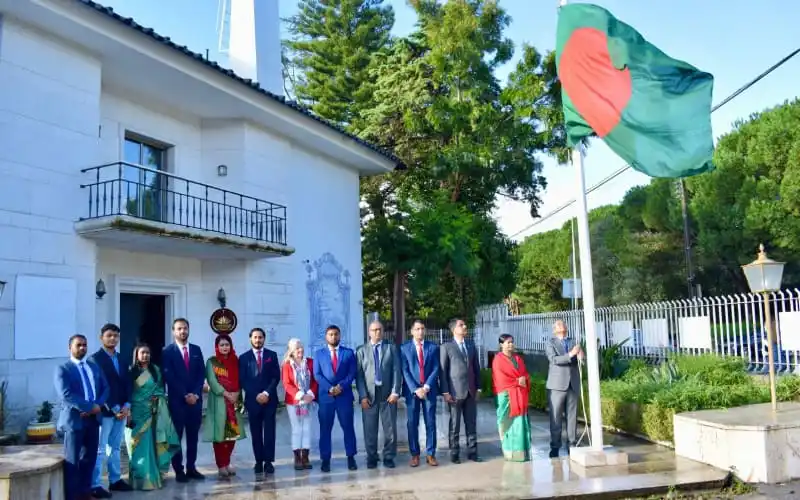 বাংলাদেশের পতাকা উত্তোলন অনুষ্ঠান, পর্তুগালে বাংলাদেশ দূতাবাসে মহান বিজয় দিবস. Channel i News - চ্যানেল আই নিউজ