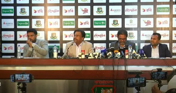 প্রথম বিভাগ ক্রিকেট লিগের পেছানোর ঘোষণা দেওয়া হয় সংবাদ সম্মেলনে. Channel i News - চ্যানেল আই নিউজ