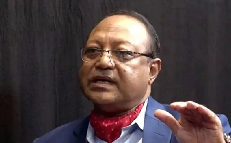 চৌধুরী হাসান সারওয়ার্দী বক্তৃতা দিচ্ছেন, বহিষ্কারাদেশের প্রসঙ্গে. Channel i News - চ্যানেল আই নিউজ