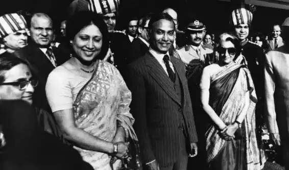 খালেদা জিয়া ও অন্যান্য নেতাদের সঙ্গে পুতুলের মতো দেখানো ছবি. Channel i News - চ্যানেল আই নিউজ