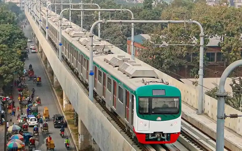 ঢাকার মেট্রোরেল ট্রেন চলাচল স্বাভাবিক সময়সূচিতে চলছে. Channel i News - চ্যানেল আই নিউজ