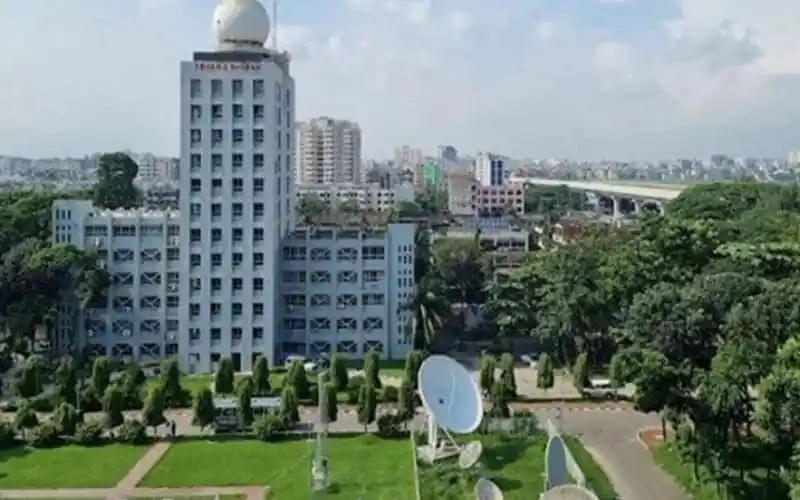 ঢাকার আকাশ মেঘলা, শহরের দৃশ্য ও টেলিস্কোপ. Channel i News - চ্যানেল আই নিউজ
