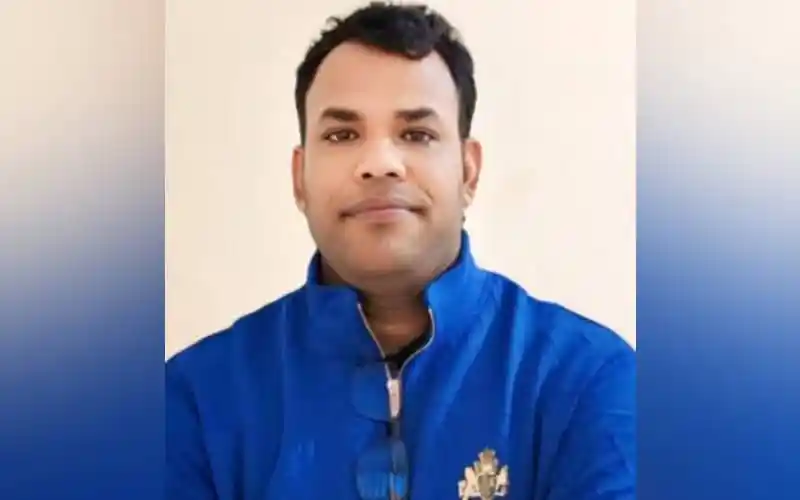 বেনাপোলে যুবলীগ নেতার আটক, বাংলাদেশি যুবলীগ নেতা. Channel i News - চ্যানেল আই নিউজ