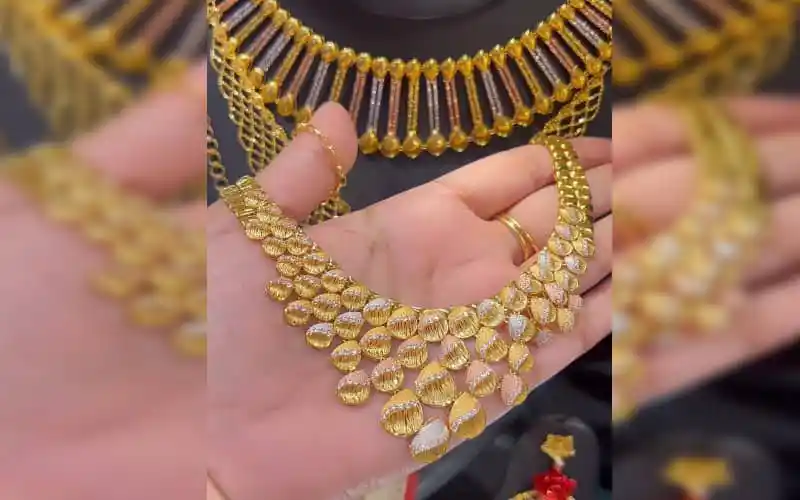 বিশেষ স্বর্ণের গহনা, সোনার দাম বৃদ্ধির প্রভাব দেখাচ্ছে।. Channel i News - চ্যানেল আই নিউজ