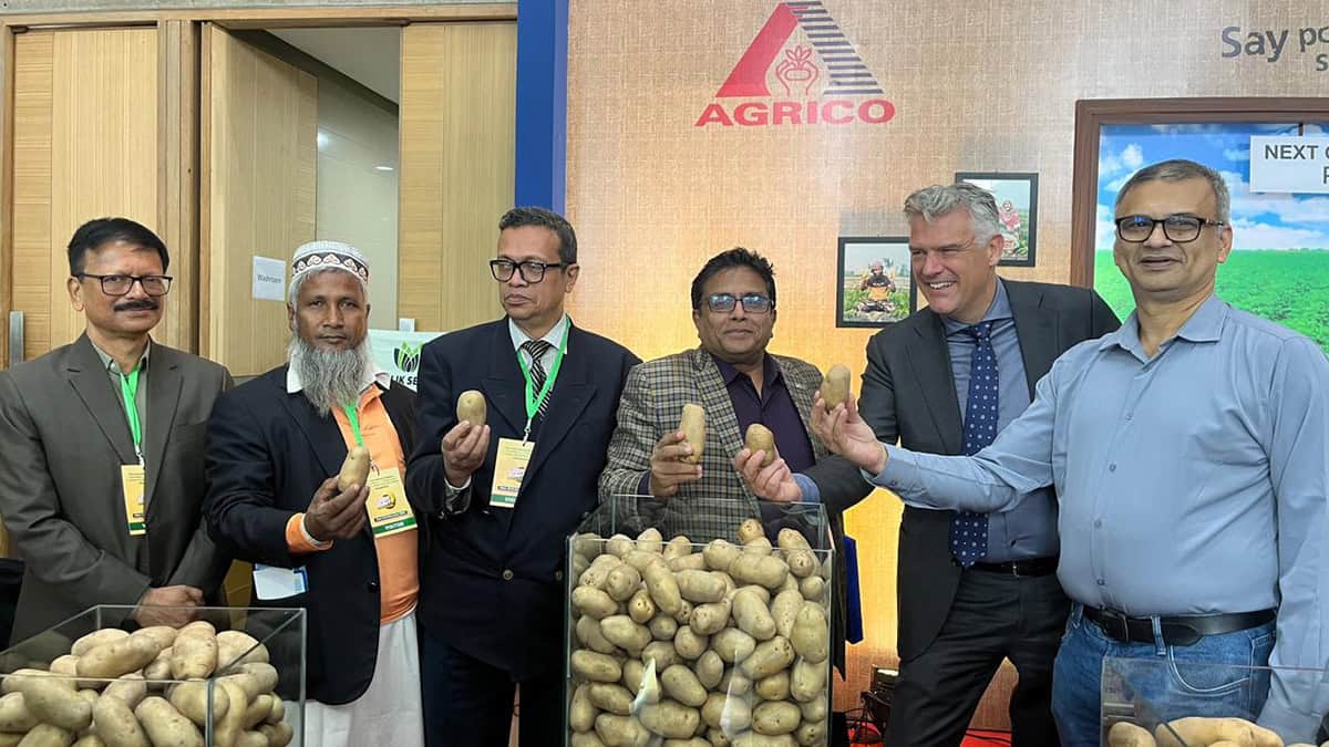 বিশ্বের বিভিন্ন দেশের প্রতিনিধিরা আলু প্রদর্শনীতে অংশগ্রহণ করছেন।. Channel i News - চ্যানেল আই নিউজ
