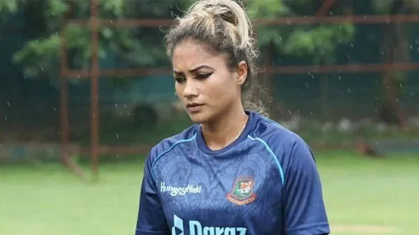বাংলাদেশ নারী ক্রিকেটার অনুশীলন করছে মাঠে. Channel i News - চ্যানেল আই নিউজ
