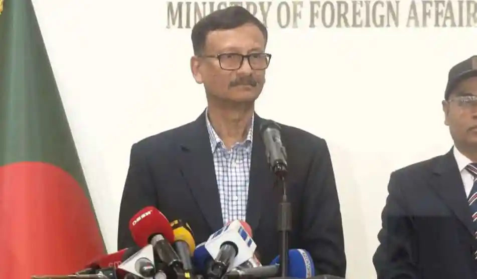 বাংলাদেশের পররাষ্ট্র মন্ত্রী সংবাদ সম্মেলনে বক্তব্য দিচ্ছেন. Channel i News - চ্যানেল আই নিউজ