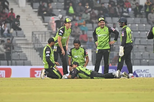 নোয়াখালীকে গুঁড়িয়ে হেসেখেলে এক জয় সিলেটের