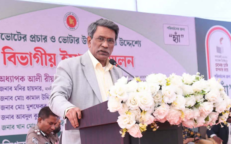 গণভোটে জুলাই সনদ বাস্তবায়ন করা খুব জরুরি: আলী রীয়াজ