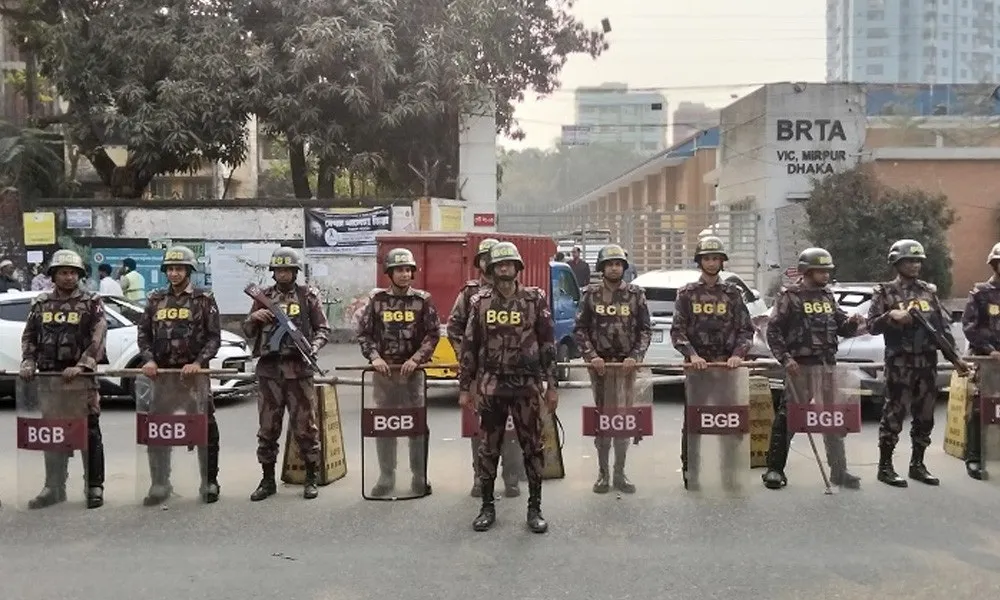 রাজধানীর মিরপুরে বিজিবি মোতায়েন
