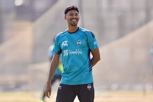 মোস্তাফিজকে নিয়ে জাতীয় দল সতীর্থরা যা বলছেন
