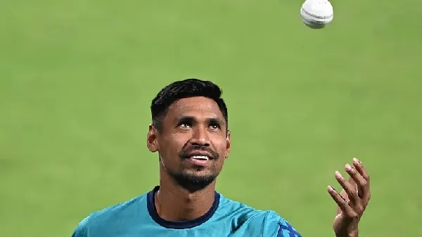 চাইলে আইনি পদক্ষেপ নিতে পারবেন মোস্তাফিজ, বলছেন কেকেআর কর্তা