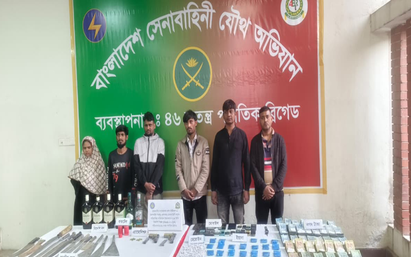 সেনাবাহিনীর অভিযান: অস্ত্র ও মাদকসহ ৬ জন আটক