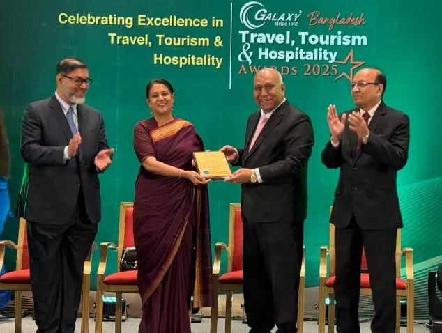 পর্যটন শিল্প সংশ্লিষ্টদের আরও দায়িত্বশীল আচরণের তাগিদ দিলেন তথ্য উপদেষ্টা