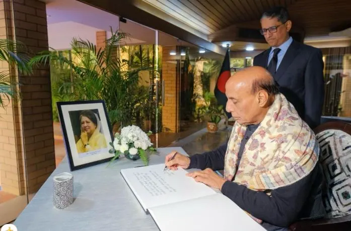 ‘ভারত-বাংলাদেশ সম্পর্ক জোরদারে গুরুত্বপূর্ণ অবদান রেখেছেন খালেদা জিয়া’