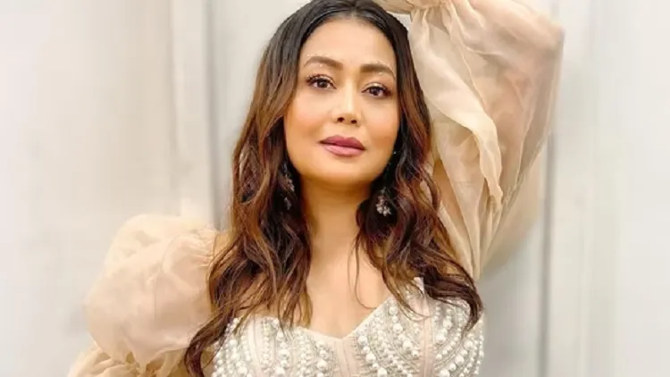 সব ছেড়ে অন্তরালে যাচ্ছেন নেহা কক্কর!
