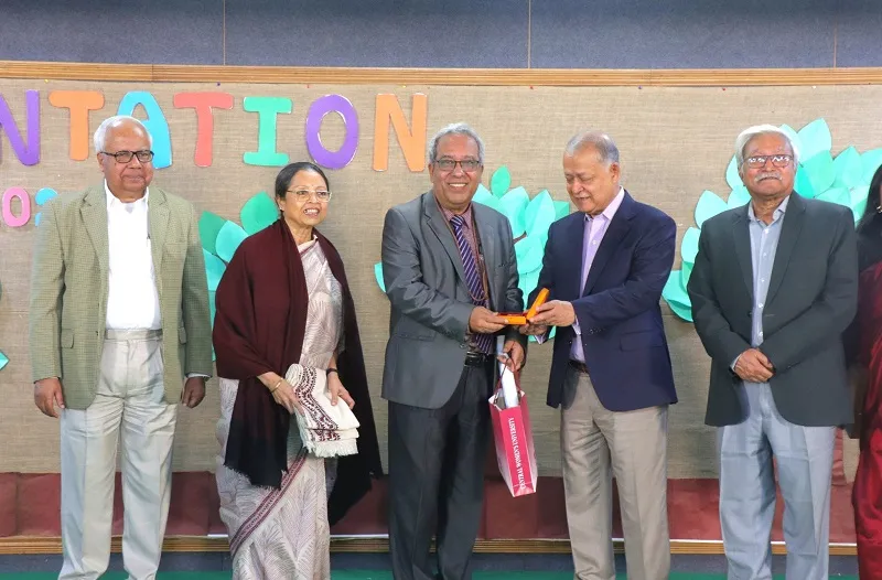 সেন্ট্রাল উইমেন্স ইউনিভার্সিটিতে নবীনবরণ অনুষ্ঠিত