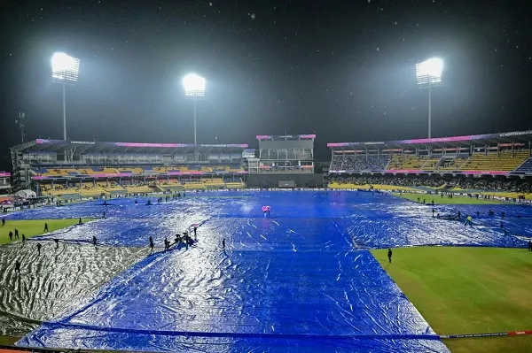 বৃষ্টিতে ভেস্তে গেল পাকিস্তান-নিউজিল্যান্ড সুপার এইট, পয়েন্ট ভাগাভাগি