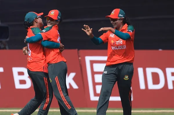 দলগত পারফরম্যান্সে ভারতকে হারিয়ে চ্যাম্পিয়ন হতে চায় বাংলাদেশ