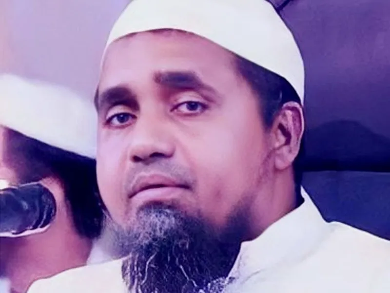 গণভোটের কাঠামোয় জাতিকে পেরেশানিতে ফেলা হয়েছে: মুফতি আব্দুল মালেক