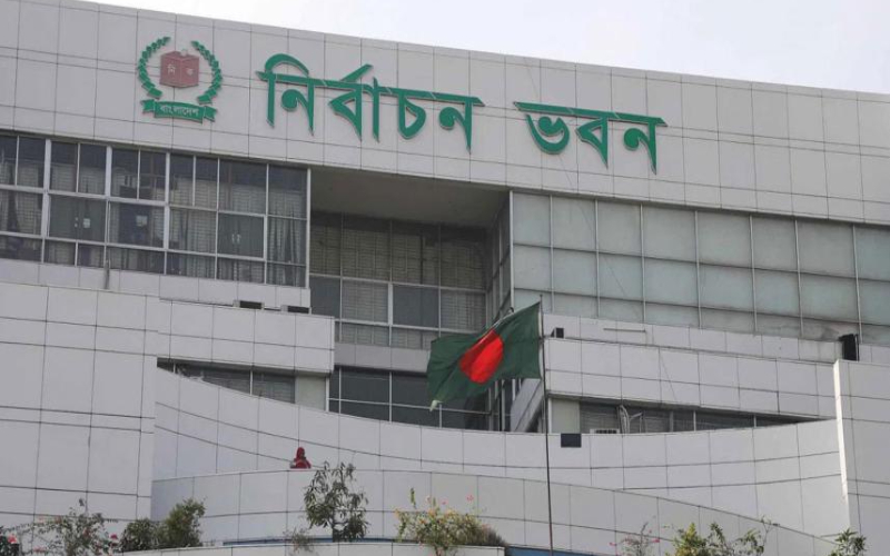 ভোটকেন্দ্রে মোবাইল ফোন নিয়ে প্রবেশে নিষেধাজ্ঞা
