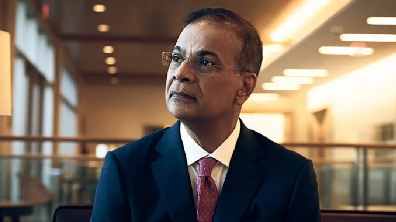 স্ট্রেইটস টাইমসে ধনকুবেরকে নিয়ে যে সংবাদ