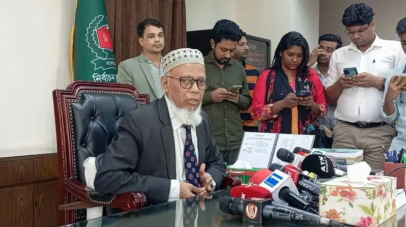 নির্বাচনি দায়িত্বে আচরণবিধি প্রতিপালনে ব্যর্থ হলে ব্যবস্থা: ইসি মাছউদ