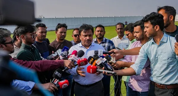 বিতর্ক ওঠা ছবিটি ‘এআই’ হতে পারে: ফারুক