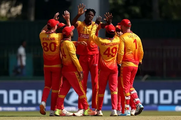 ওমানকে হারিয়ে বিশ্বকাপ শুরু জিম্বাবুয়ের