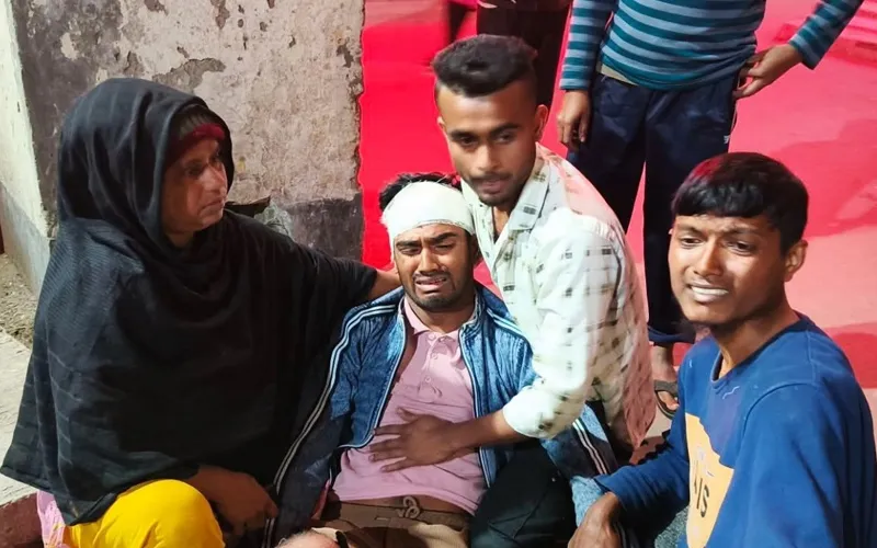 টুঙ্গিপাড়ায় নারীকে পিটিয়ে ও কুপিয়ে হত্যার অভিযোগ