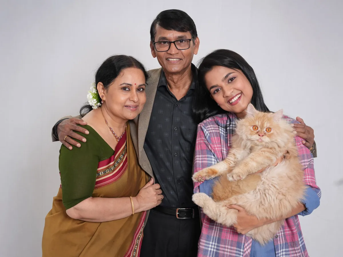 ঘর মানেই কি শুধু মানুষ? তারকাবহুল ‘মিউ’ বলছে অন্য গল্প