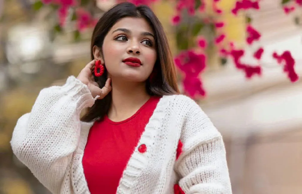 অভিনয় ছাড়ার ঘোষণা দিয়ে যা বললেন তাহিয়া