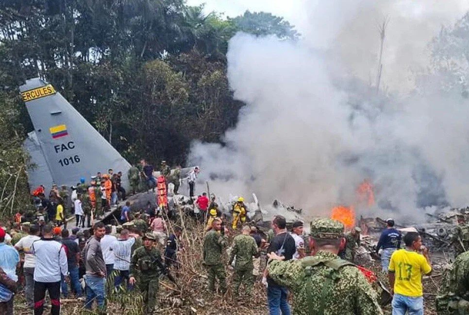 কলম্বিয়ায় সামরিক উড়োজাহাজ বিধ্বস্ত হয়ে ৩৩ সেনা নিহত